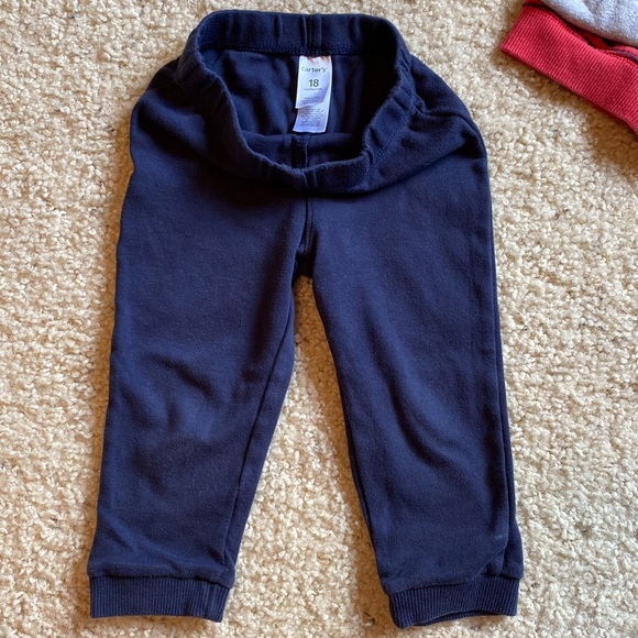 Carter’s 18 month Fox -Red, Gray, and Navy full zip hooded sweat set. 4 pieces - Picture 7 of 8